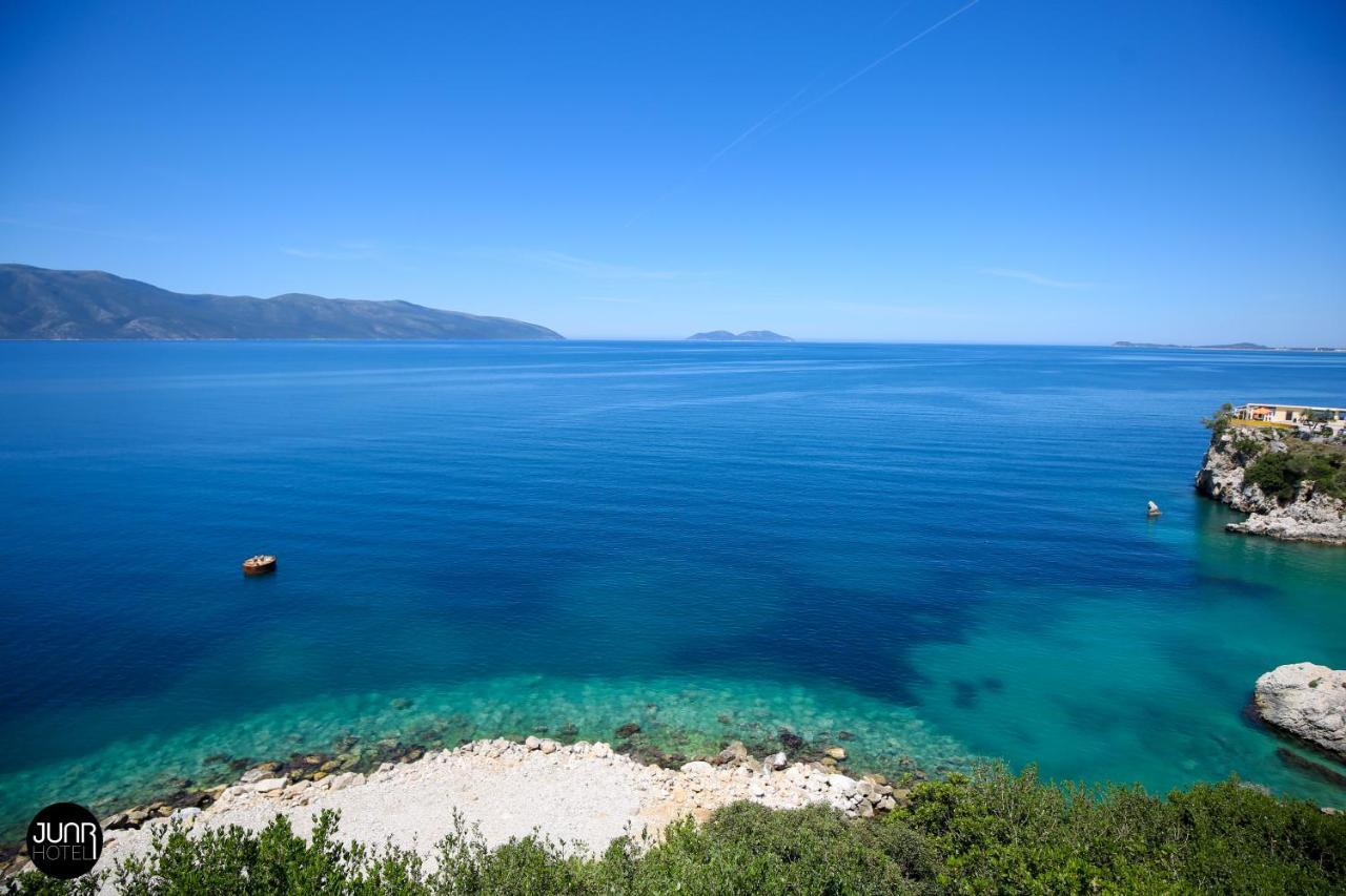 Skyhill Boutique Hotel Vlorë Esterno foto