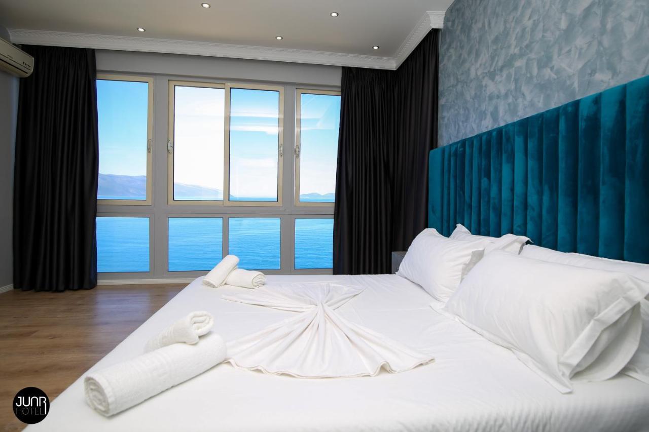 Skyhill Boutique Hotel Vlorë Esterno foto