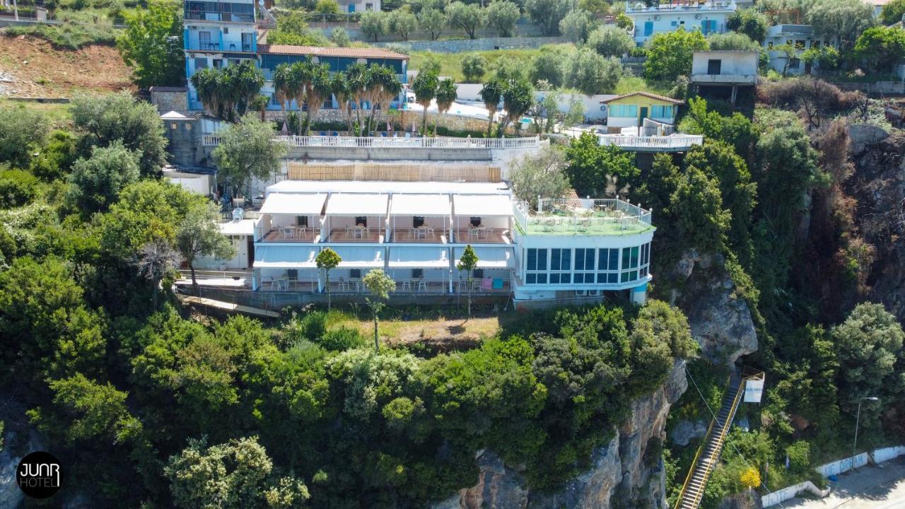 Skyhill Boutique Hotel Vlorë Esterno foto