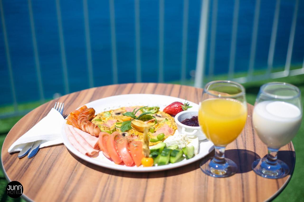 Skyhill Boutique Hotel Vlorë Esterno foto