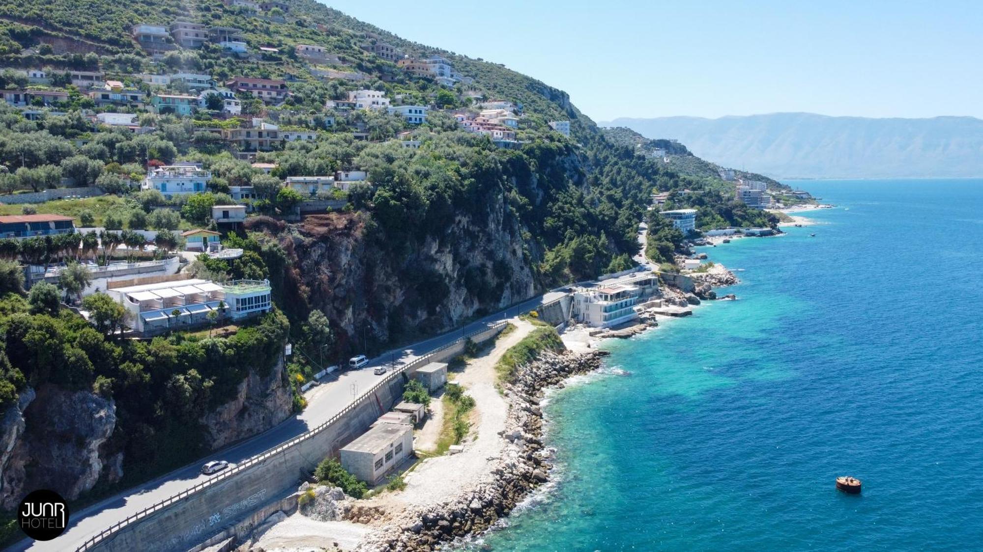 Skyhill Boutique Hotel Vlorë Esterno foto